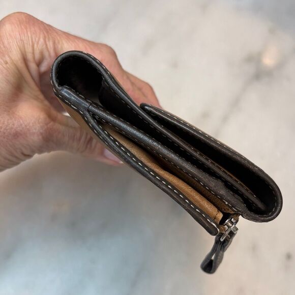 Coach Vintage Soho Trifold Buckle Leather Wallet - Picture 7 of 16